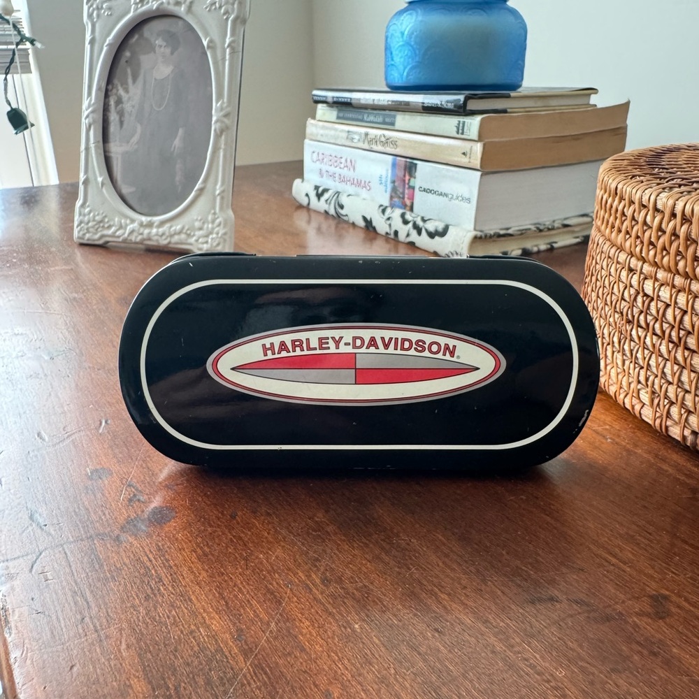 Harley-Davidson Black and Red Watch Tin